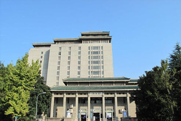 大學(xué)601.jpg