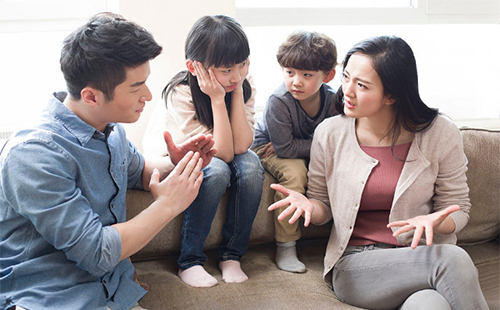 武漢女子與孩子經(jīng)常吵架 差點心梗丟命