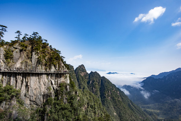 武漢去臨安明山旅游 景區(qū)門票多少錢 怎么去(交通+開放時間+滑雪場門票)