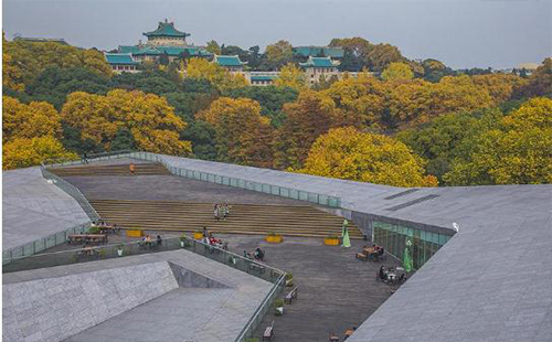 2019年武漢各大學內(nèi)的展覽：中南民族大學光谷美術館 湯湖美術館近期展覽