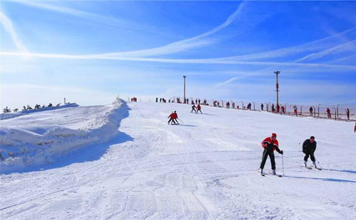 神農(nóng)架滑雪場教練價格2020（一般多少錢+費用貴嗎）