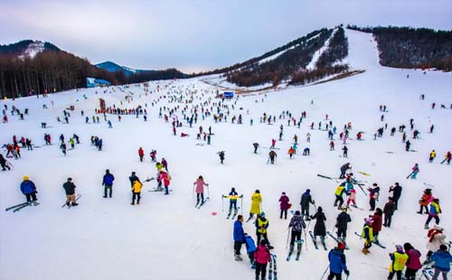 2020-2021神農(nóng)架國際滑雪場教練價格