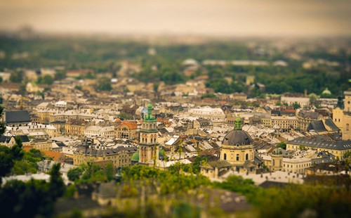 src=http%3A%2F%2Fs2.best-wallpaper.net%2Fwallpaper%2F2880x1800%2F1801%2FUkraine-city-view-buildings-tilt-shift-photography_2880x1800.jpg&refer=http%3A%2F%2Fs2.best-wallpaper.jpg